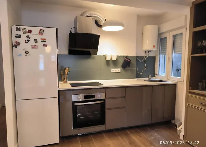 En El Corazon De Y Cerca De Todo